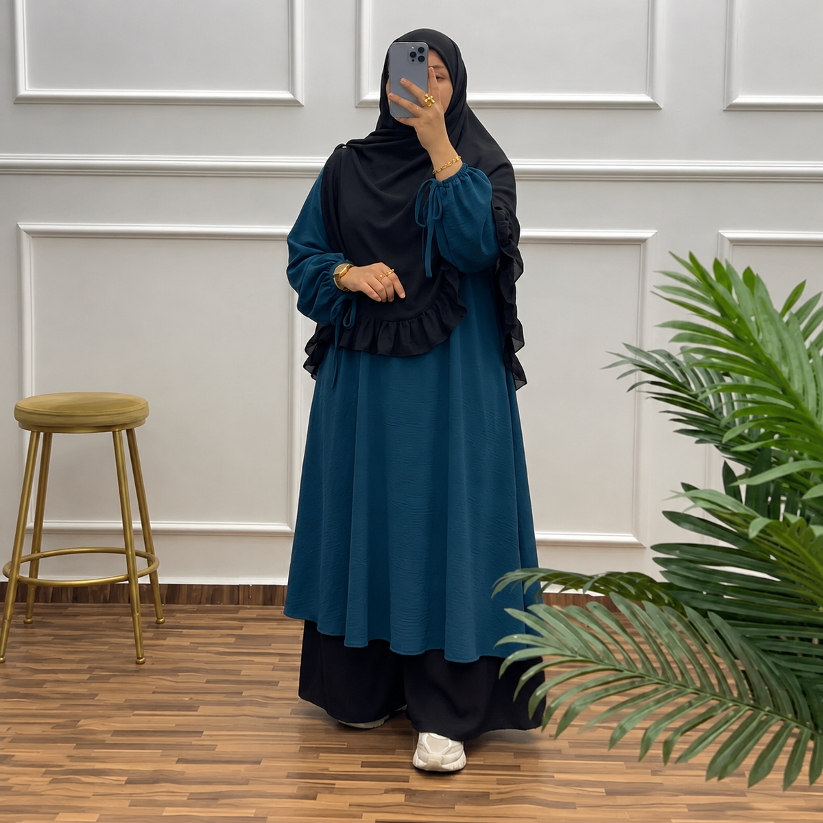 عباءه 3 بياس
